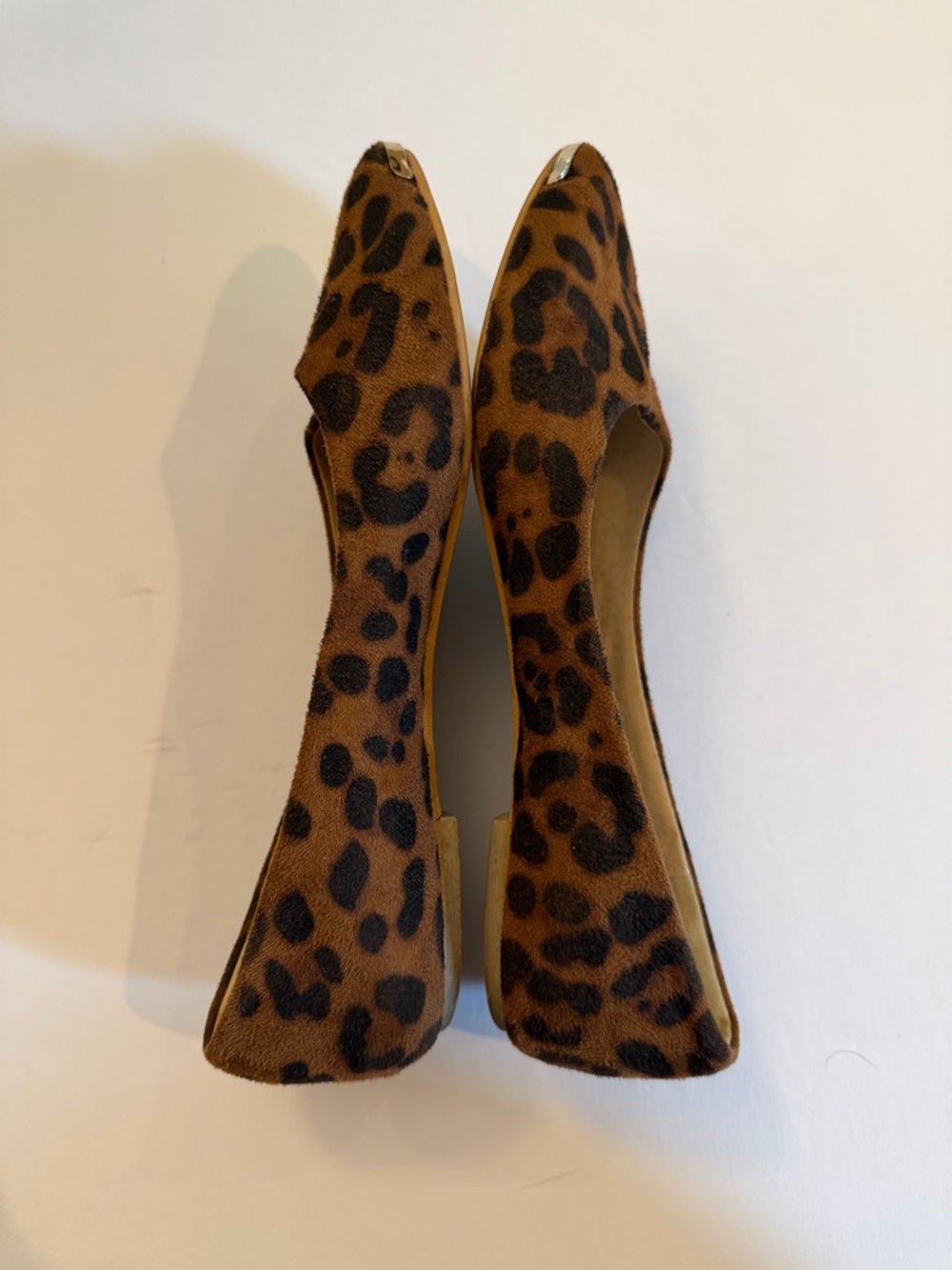 Leopard Print Pointed Toe Flats - Picture 2 of 8